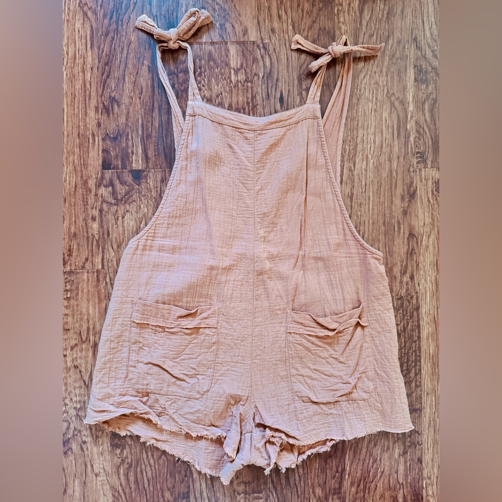 Billabong Romper - size large